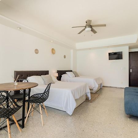 *Turquoise Escape- Beachfront Studio By Casa Paraiso* Cancun Ngoại thất bức ảnh