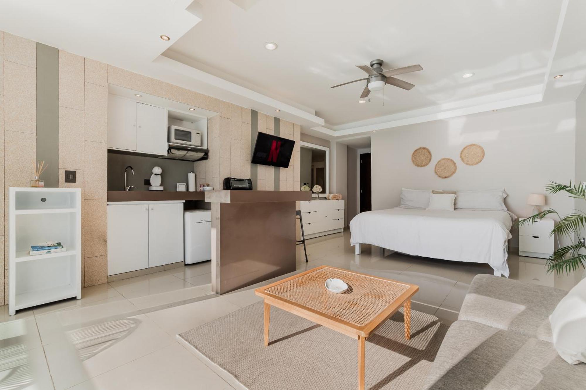 *Turquoise Escape- Beachfront Studio By Casa Paraiso* Cancun Ngoại thất bức ảnh
